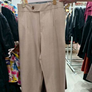 สีครีม / เบจ (Beige)