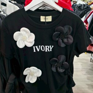 เสื้อเบลาส์